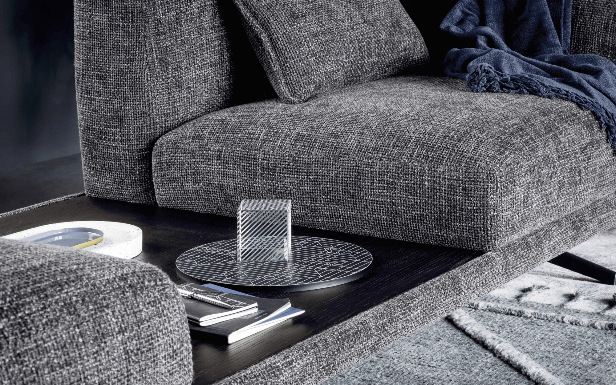 Noa es esencial y confortable, y puede personalizarse para adaptarse a cualquier espacio, gusto o necesidad.